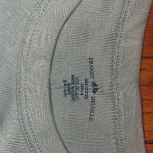 BRANDY MELVILLE. Crop Top